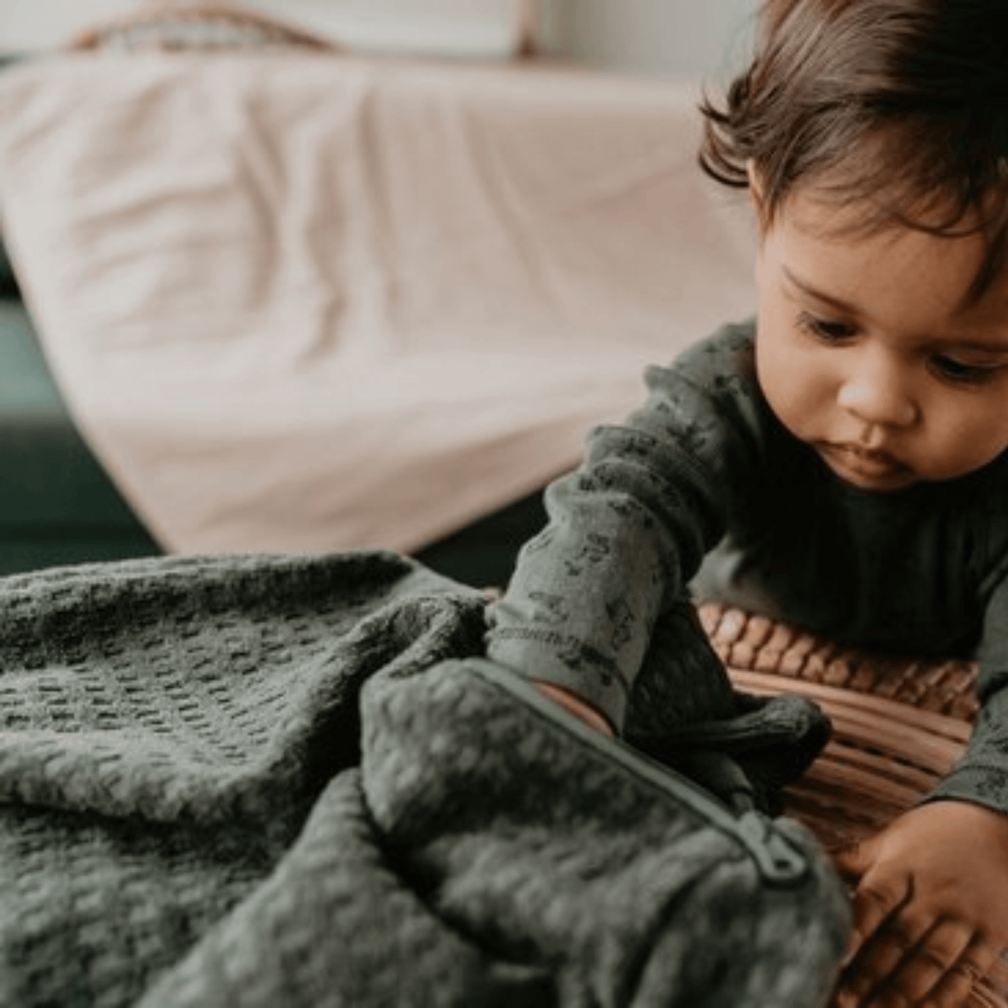 Wickeltasche XL 36x25 cm Dunkelgrün_Wickeltaschen_Snoozebaby