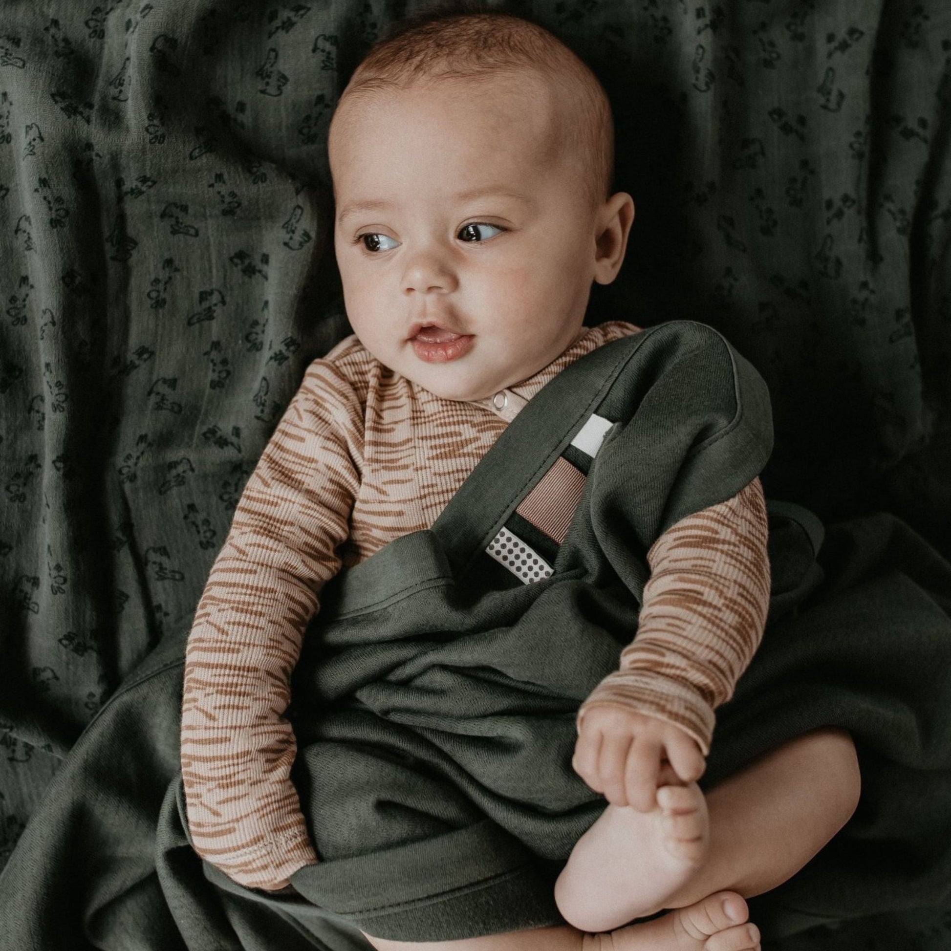 Ledikantdeken Baby 100x150 cm TOG 2.0 Dark Green Groen Kinderbed_Snoozebaby