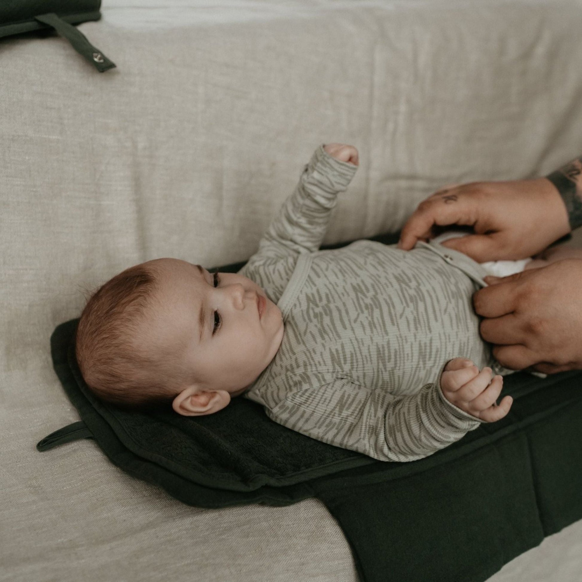 Changing Pad Baby Dark Green_Changing Pads_Snoozebaby