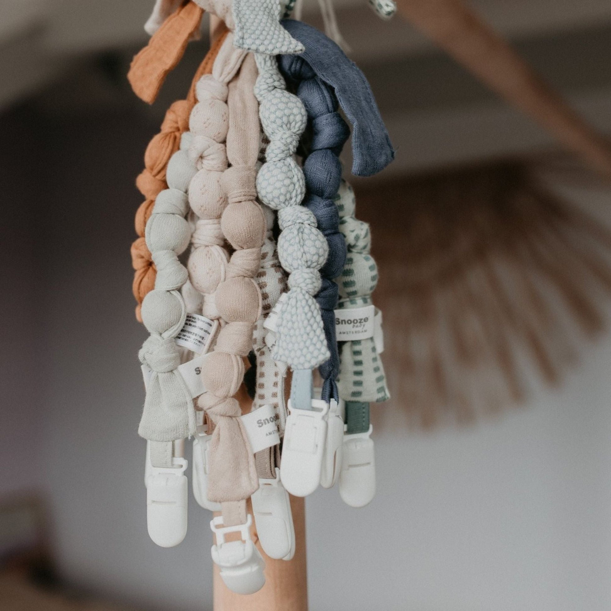 Pacifier Cord Baby Organic Desert Sand Brown_Pacifier Cords_Snoozebaby