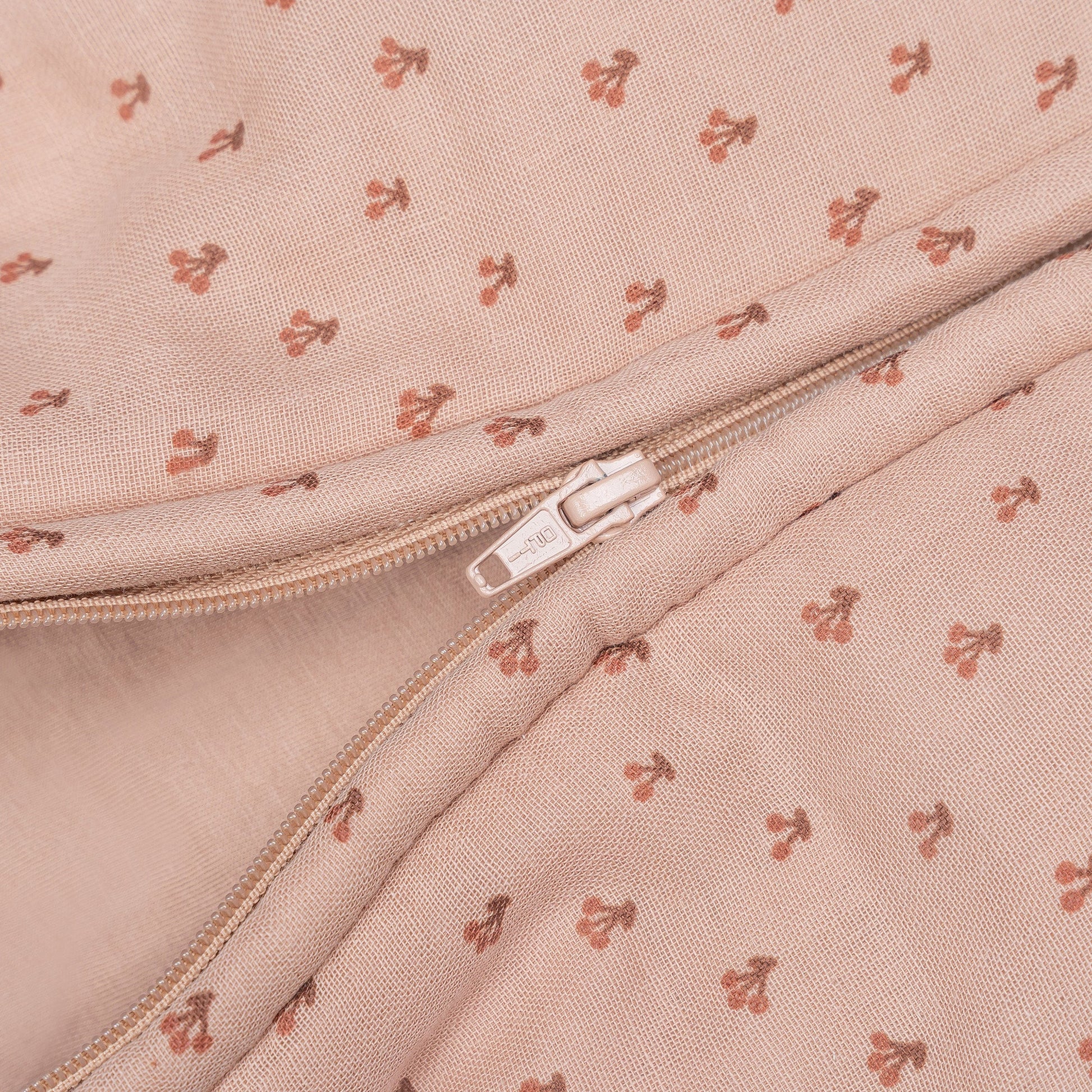 Schlafanzug Baby TOG 2.0 Herbst und Winter 0 - 6 Monate Cherry Pink_Schlafanzüge_Snoozebaby